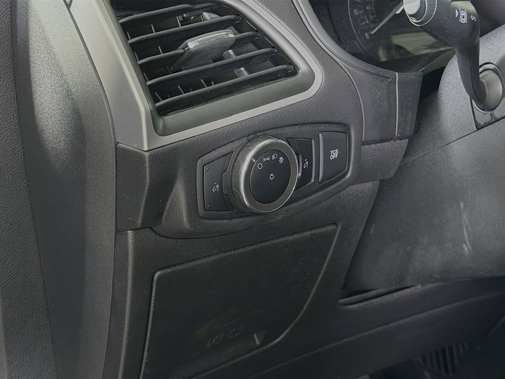 Used 2024 Ford Edge SEL image 12