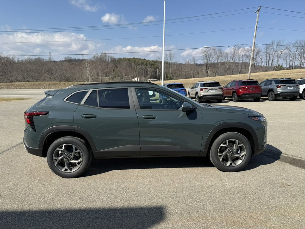 New 2026 Chevrolet Trax LT w/ LT Convenience Package image 6