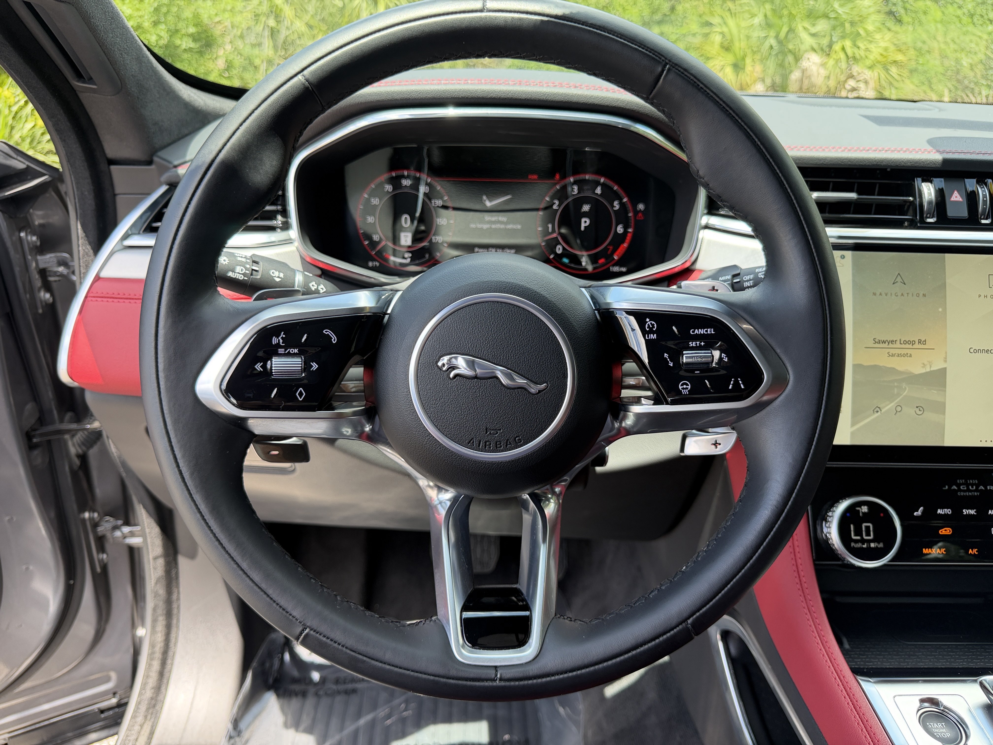 Used 2024 Jaguar F-PACE R-Dynamic S AWD/4WD image 28