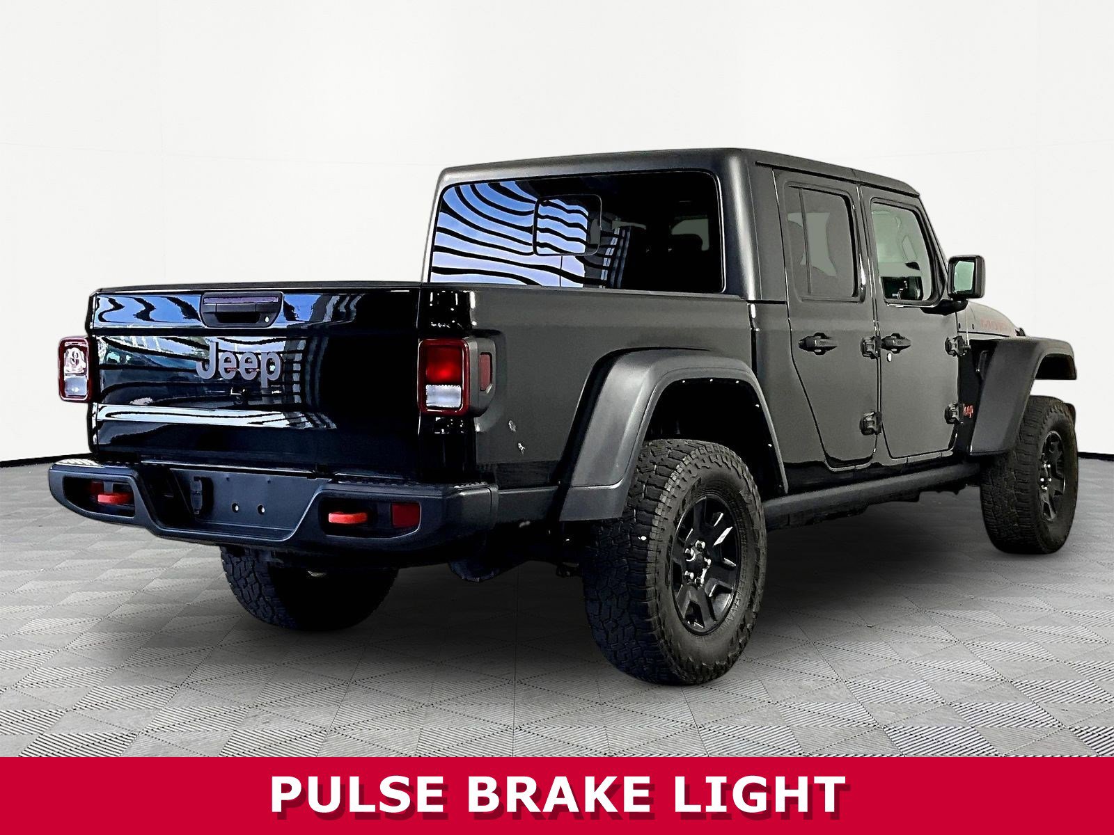 Used 2022 Jeep Gladiator Mojave AWD/4WD image 6