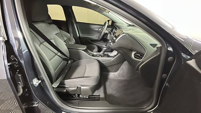 Used 2023 Chevrolet Malibu LS FWD image 30