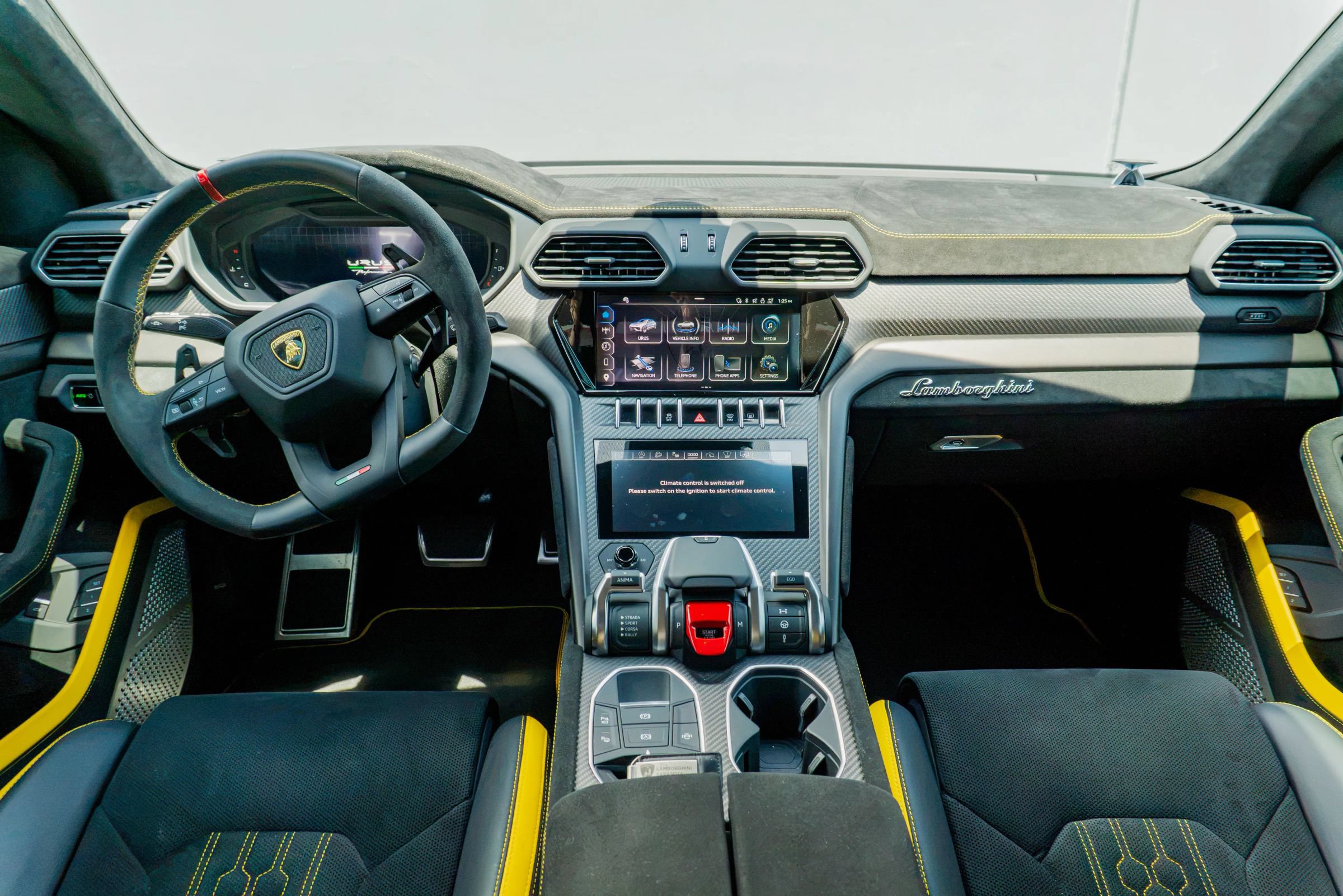 Used 2024 Lamborghini Urus Performante AWD/4WD image 17