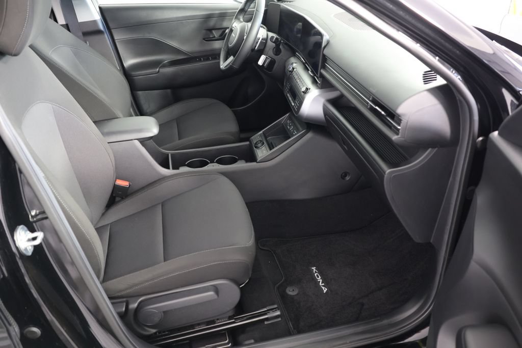 Used 2024 Hyundai Kona SEL w/ Convenience Package AWD/4WD image 23