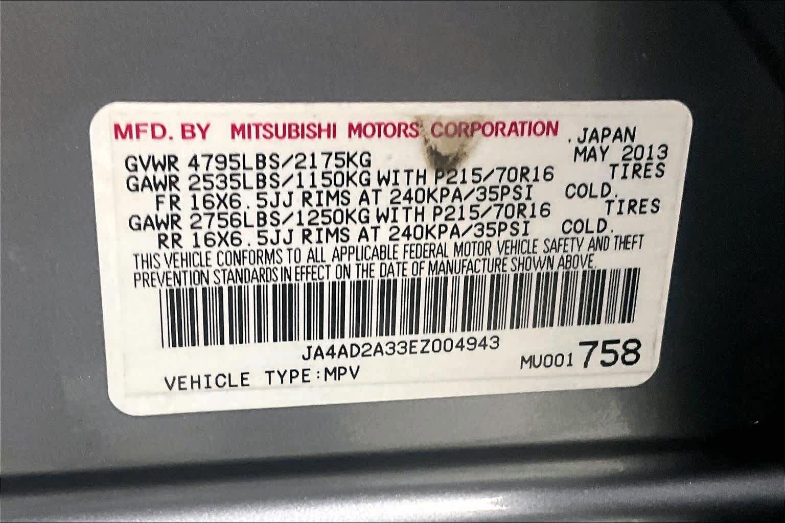 Used 2014 Mitsubishi Outlander ES image 33