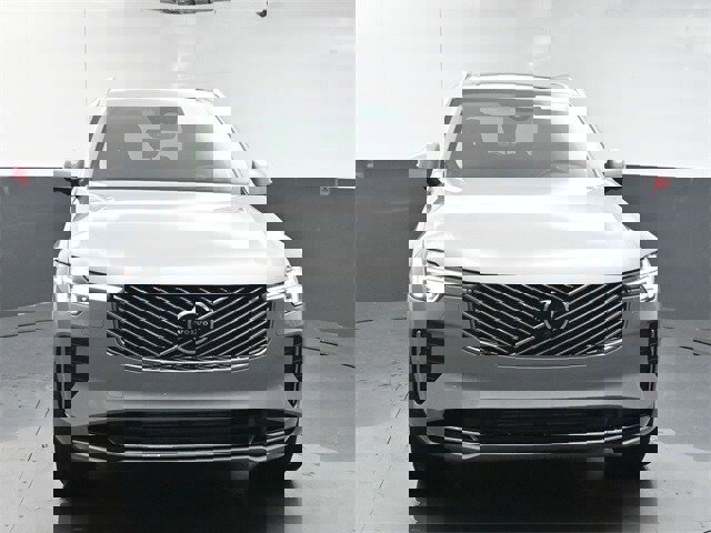 New 2025 Volvo XC90 T8 Ultra w/ Protection Package Premier image 3