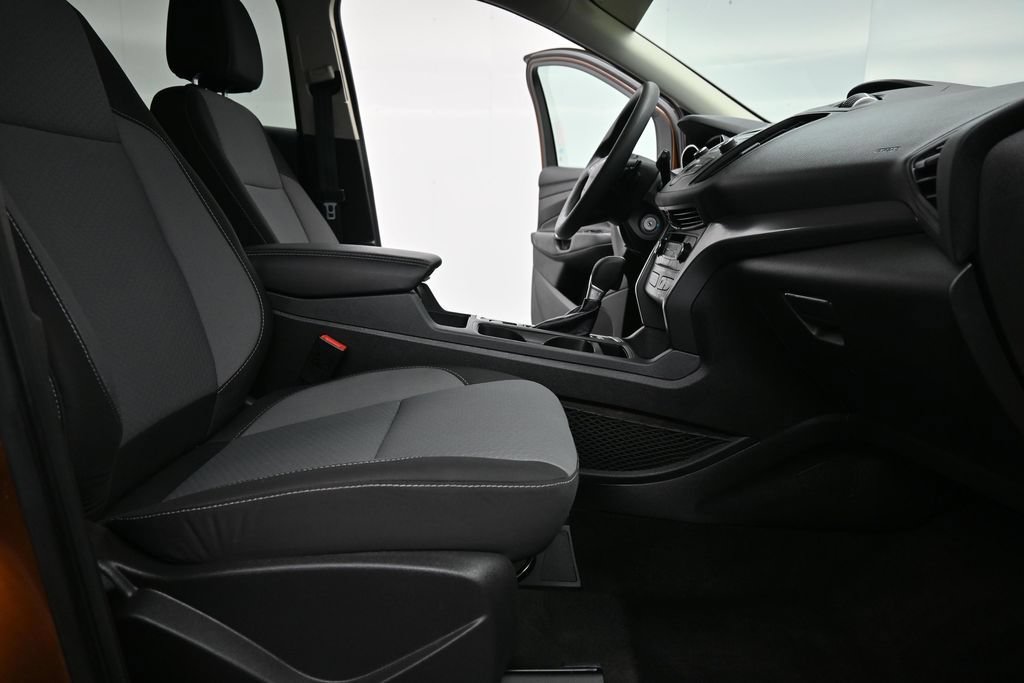 Used 2017 Ford Escape SE AWD/4WD image 17