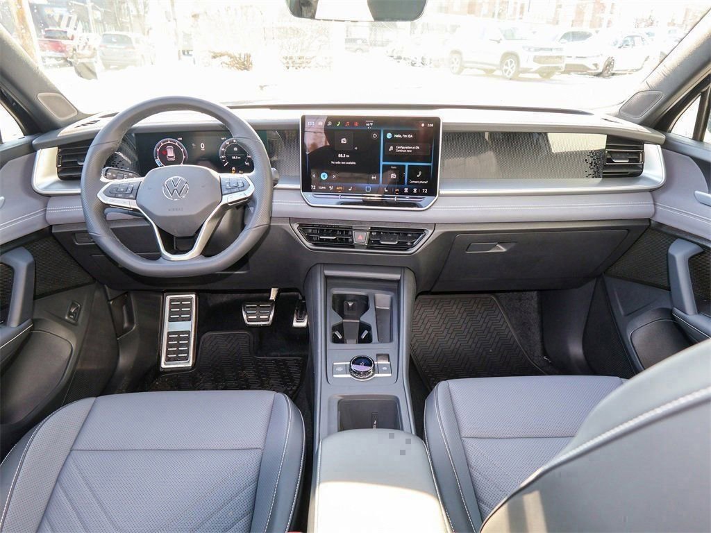 New 2026 Volkswagen Tiguan SE R-Line image 17