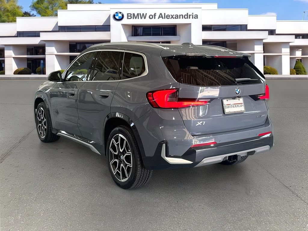 Used 2026 BMW X1 xDrive28i w/ Technology Package AWD/4WD image 7