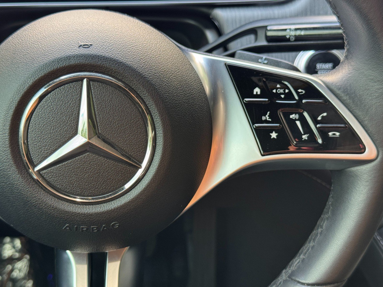 Used 2023 Mercedes-Benz EQE 500 4MATIC SUV image 23