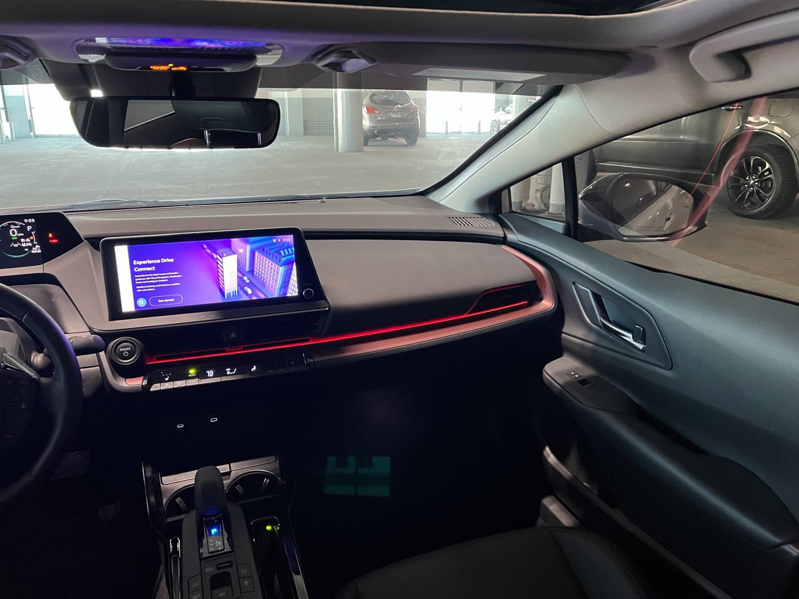 Used 2024 Toyota Prius Prime FWD image 42