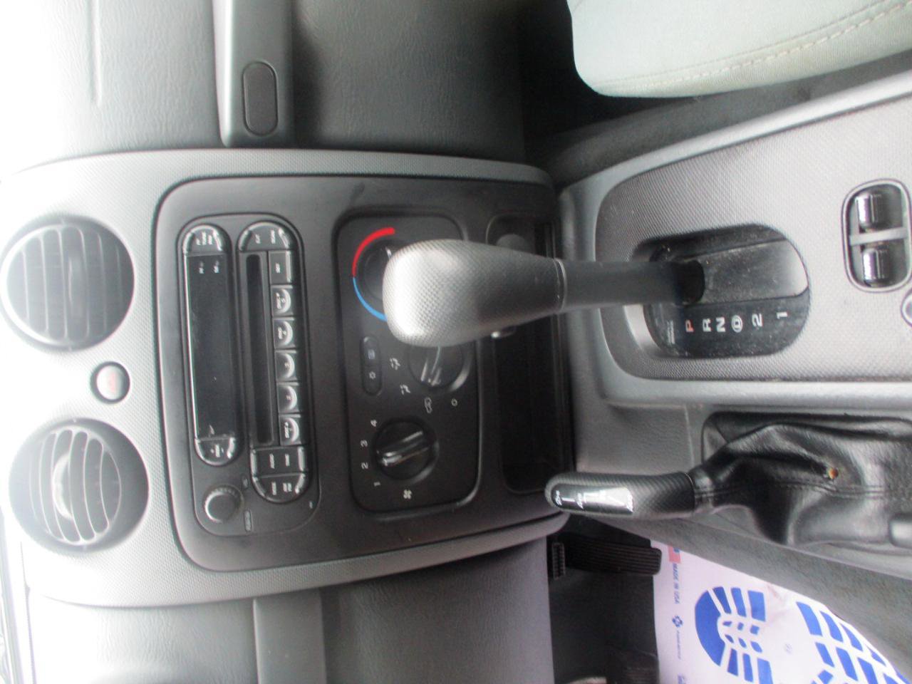 Used 2007 Jeep Liberty Sport image 12