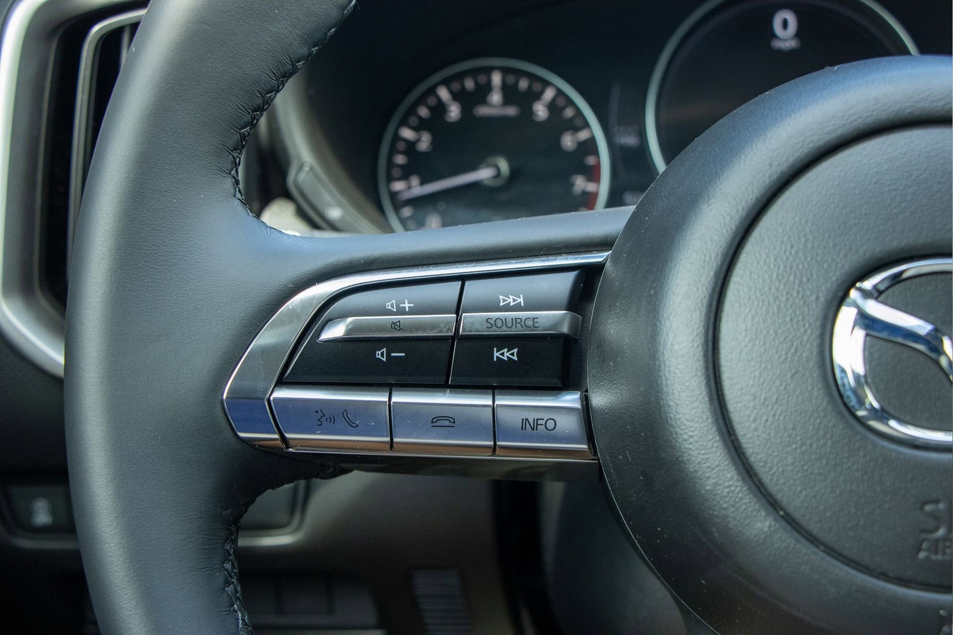 New 2025 MAZDA CX-50 AWD 2.5 S w/ Cargo Package image 25