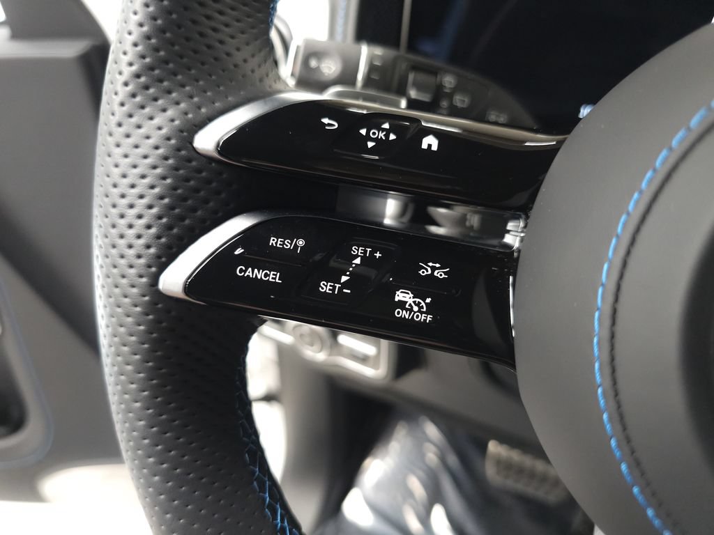 Certified 2025 Mercedes-Benz G 580 w/ EQ Technology image 11