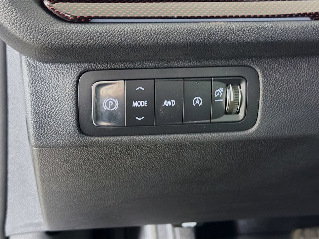 New 2026 Chevrolet Traverse Z71 w/ Enhanced Driving Package AWD/4WD image 10