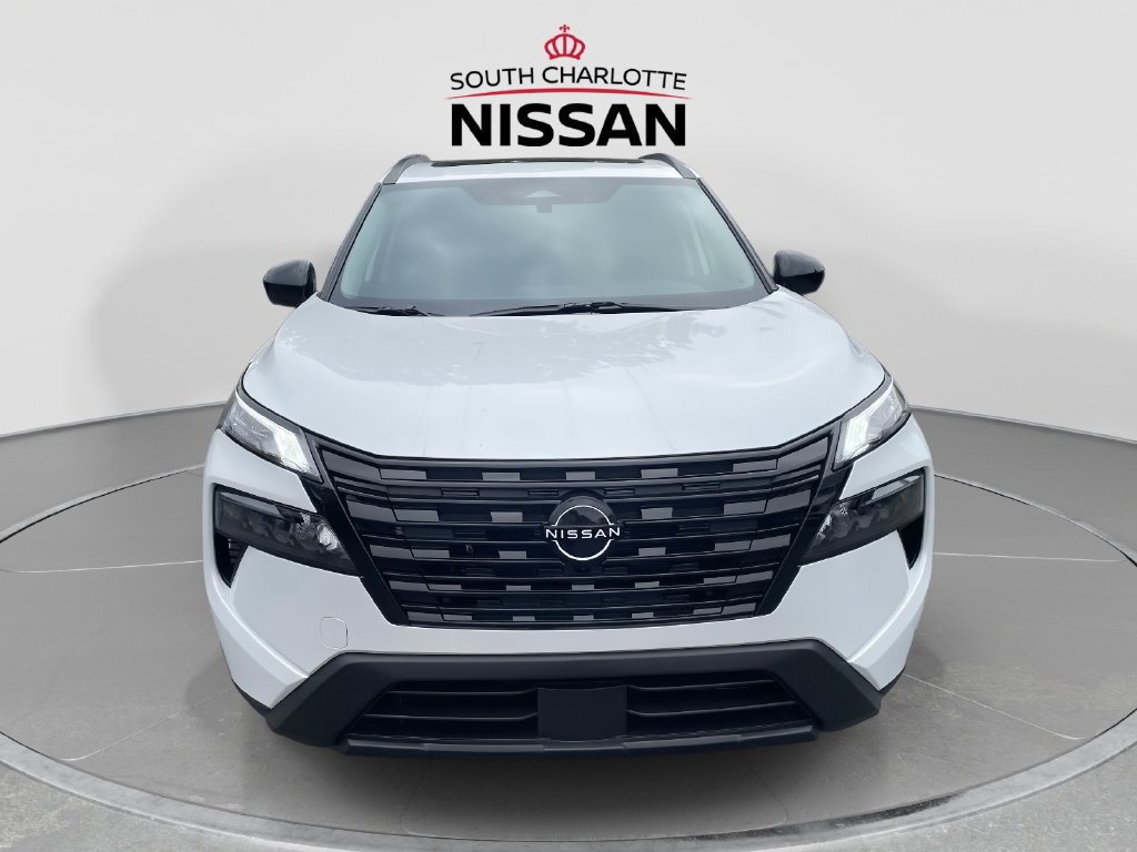 New 2027 Nissan Rogue Dark Armor FWD image 2