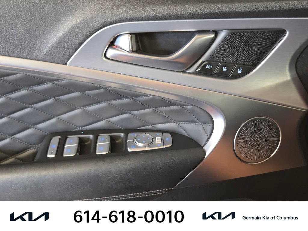 Used 2019 Genesis G70 2.0T Advanced w/ Prestige Package AWD/4WD image 26