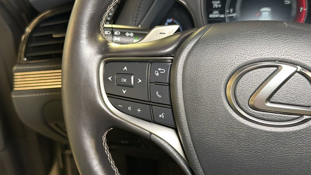 Certified 2021 Lexus LS 500 AWD w/ Accessory Package (Z1) image 16