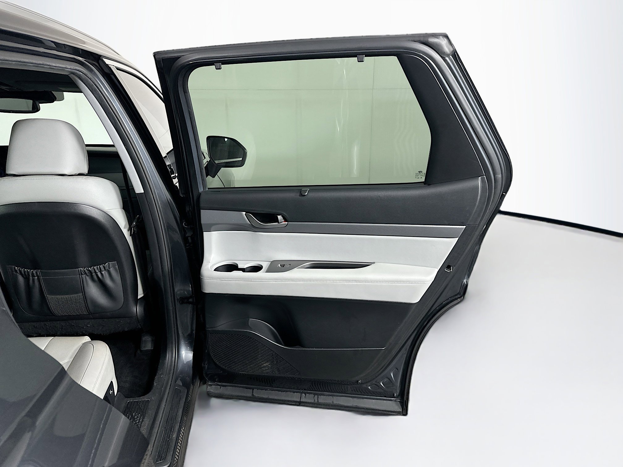 Used 2020 Hyundai Palisade SEL w/ Premium Package image 32