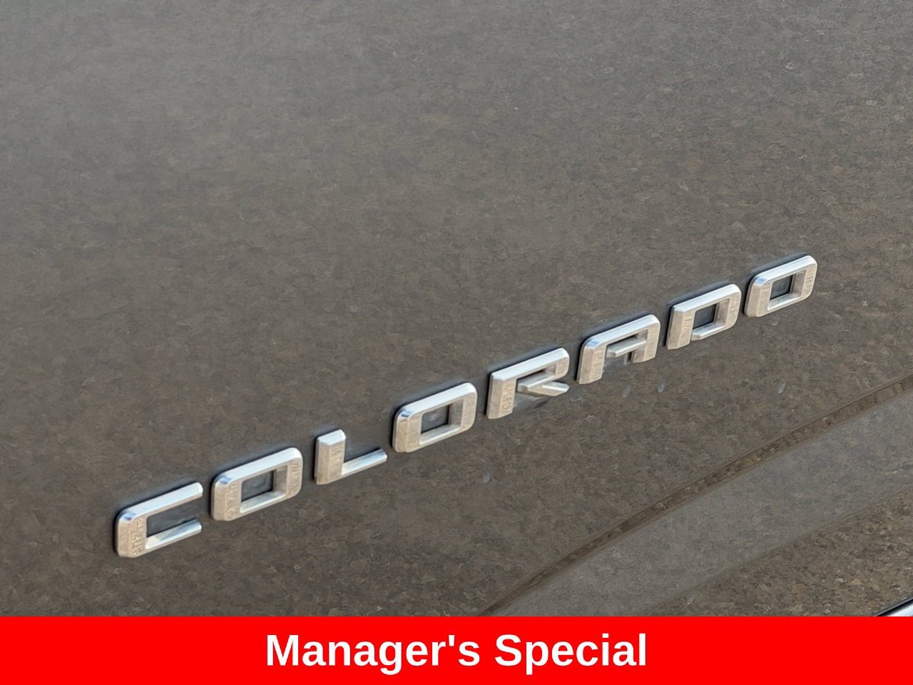 Used 2022 Chevrolet Colorado LT RWD image 9