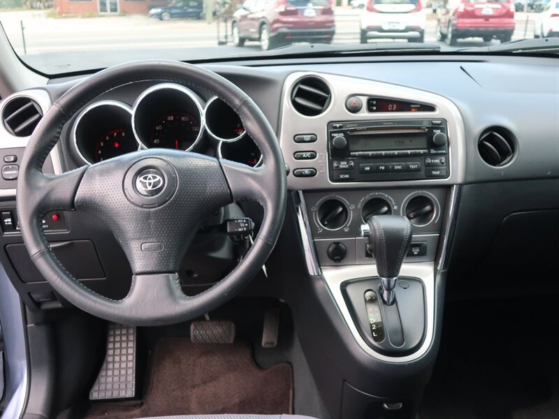 Used 2006 Toyota Matrix XR FWD image 13