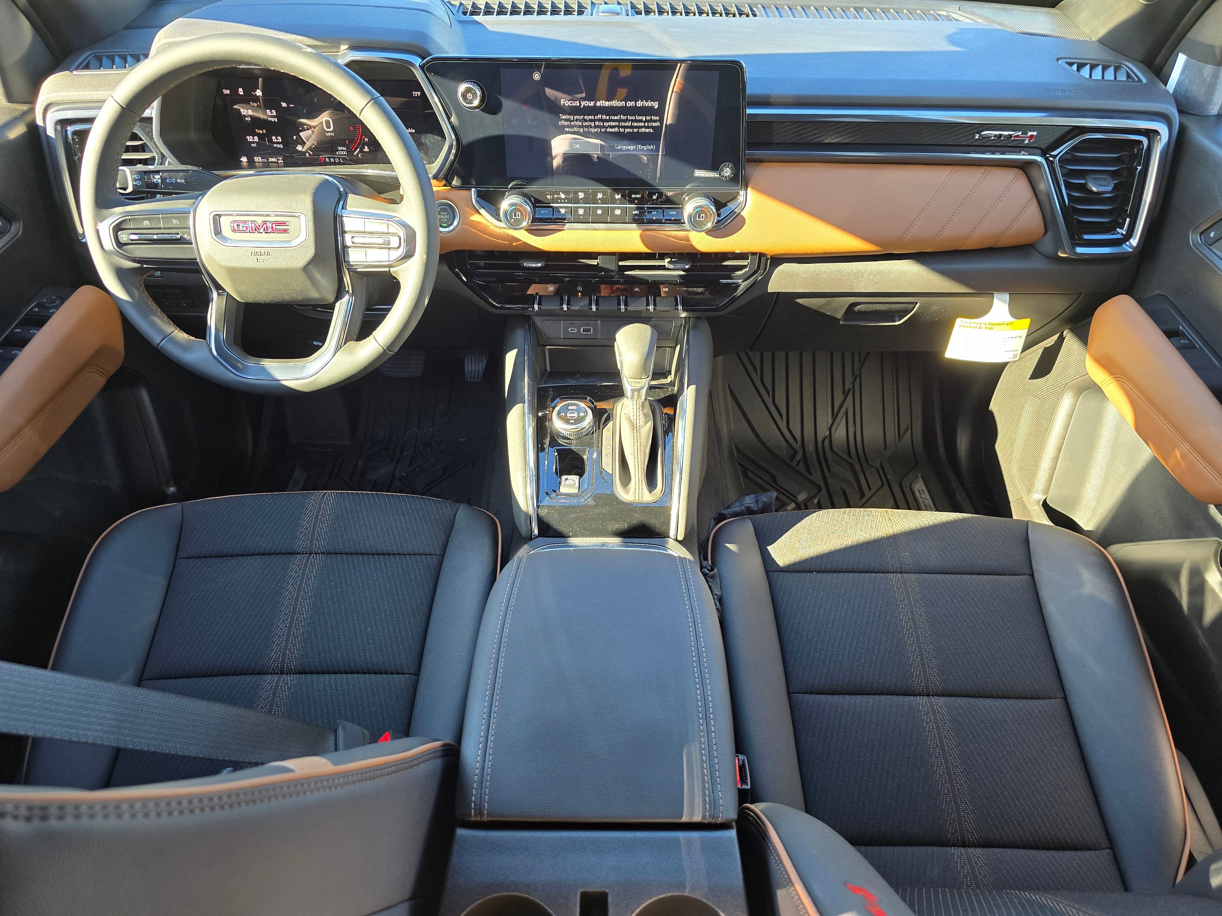 New 2025 GMC Canyon AT4 w/ Nightfall Edition image 17