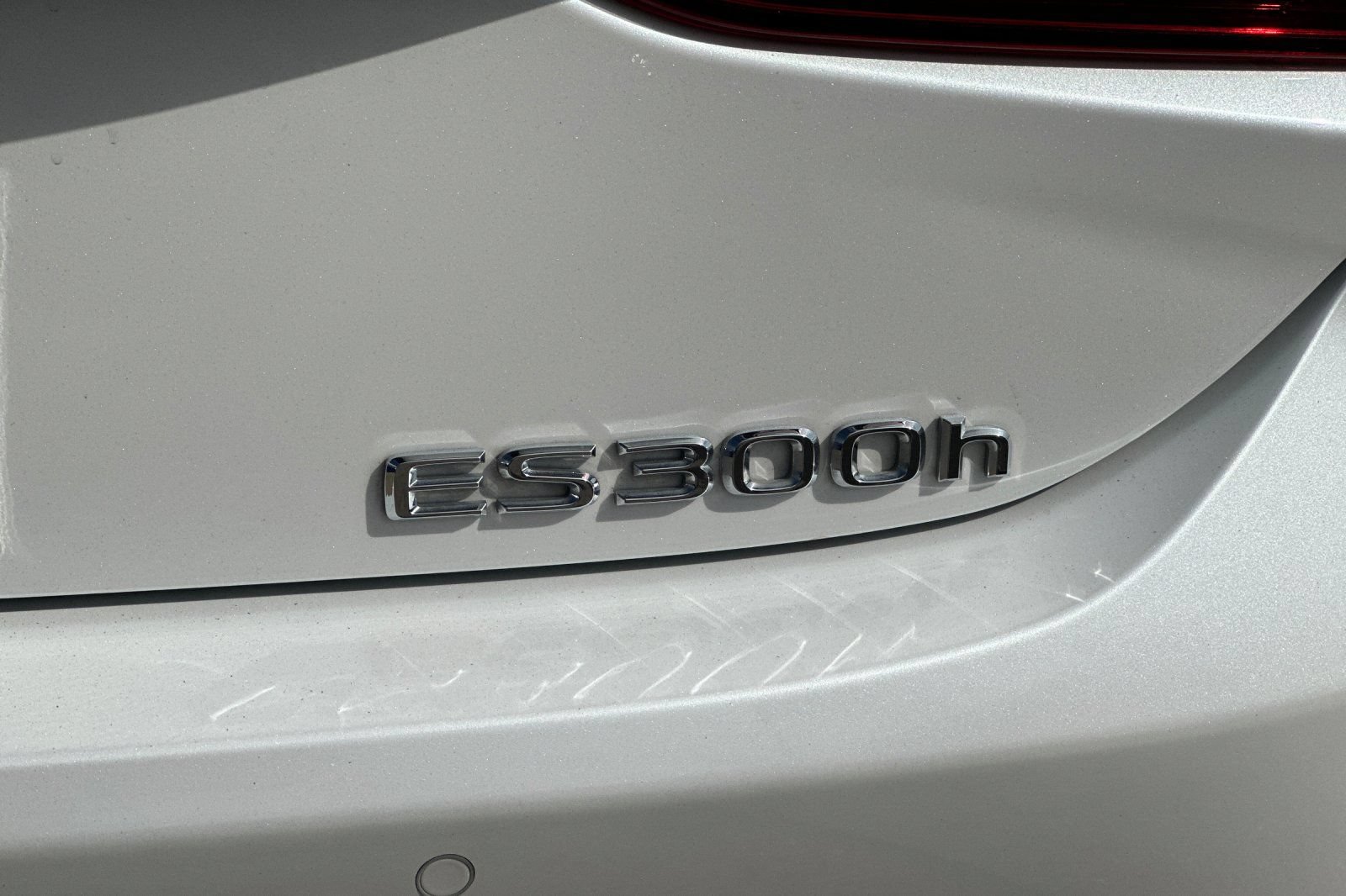 Used 2024 Lexus ES 300h w/ Accessory Package (Z1) FWD image 21