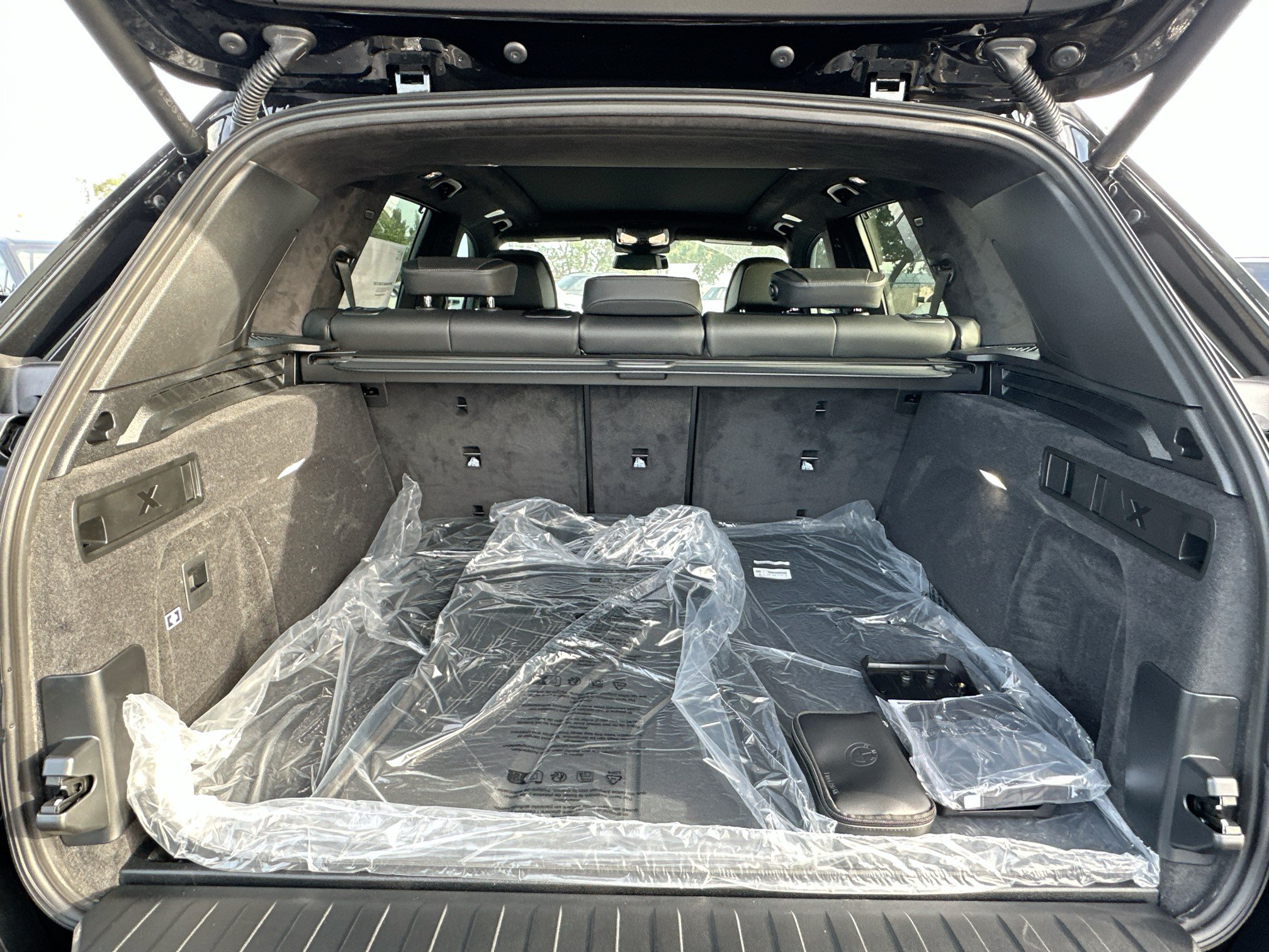 New 2026 BMW X5 M60i AWD/4WD image 21