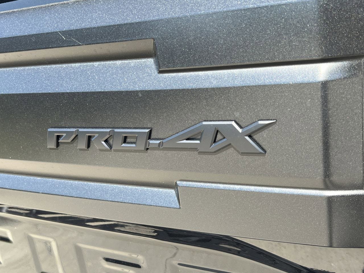New 2026 Nissan Frontier PRO-4X w/ Pro-4x Convenience Package image 6