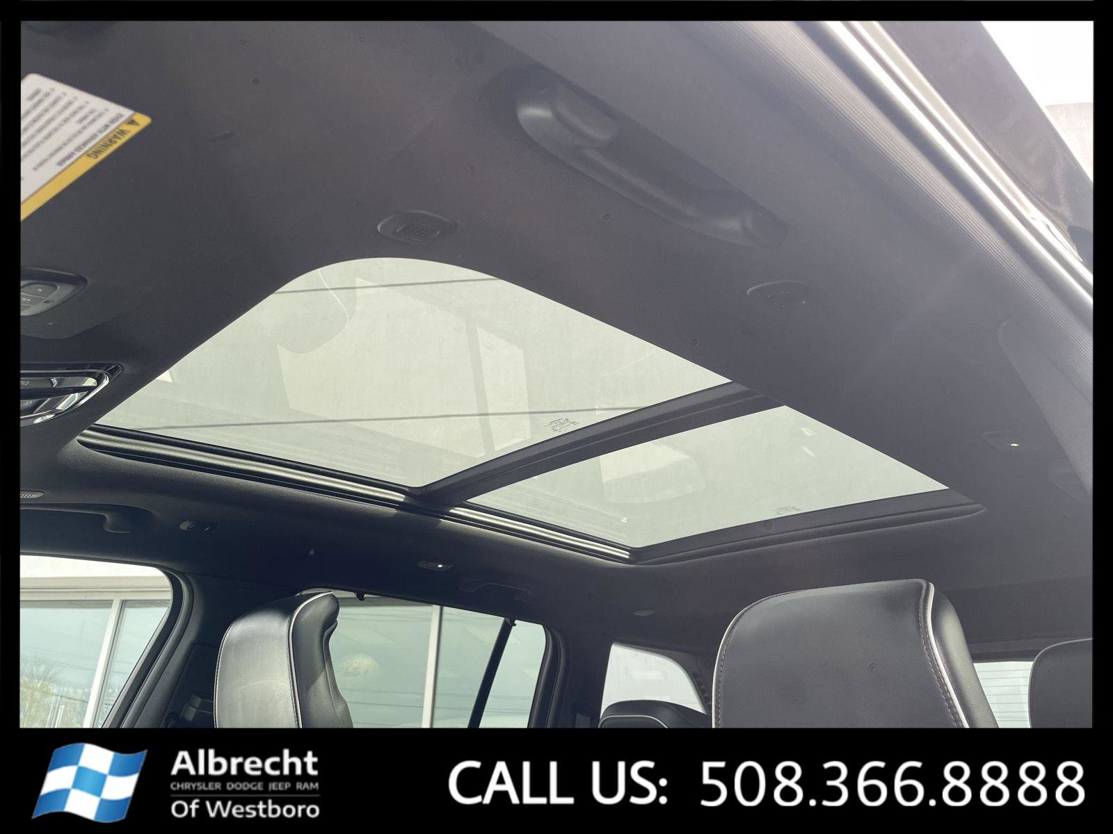Used 2023 Jeep Grand Cherokee Summit w/ Adv Protech Group IV image 33