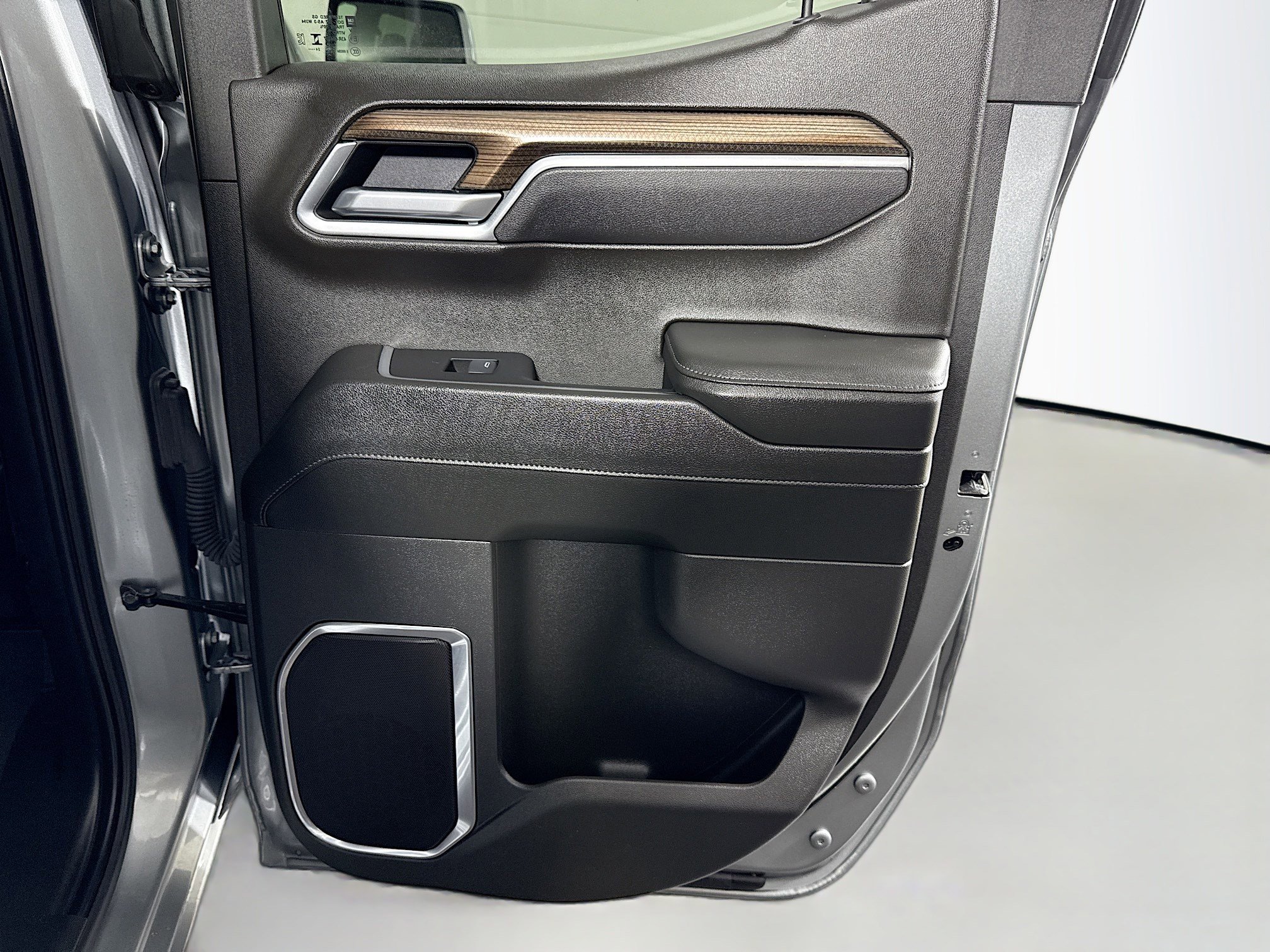 Used 2025 Chevrolet Silverado 1500 LT w/ All Star Edition Plus image 27