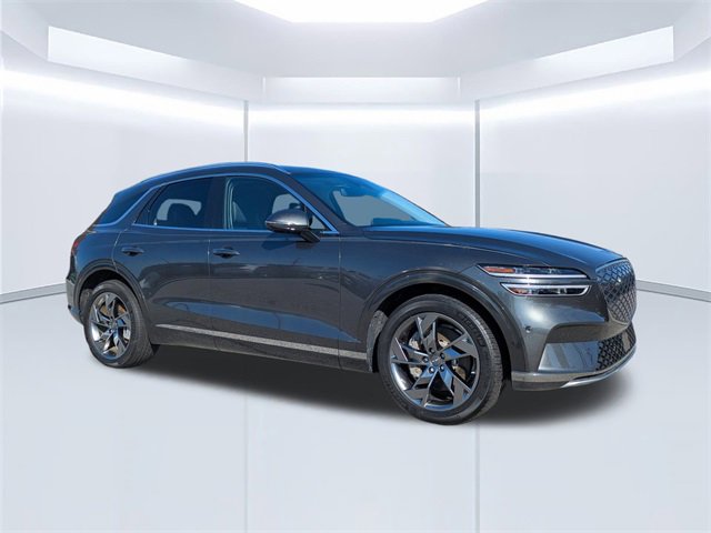 Used 2023 Genesis Electrified GV70 Advanced image 2