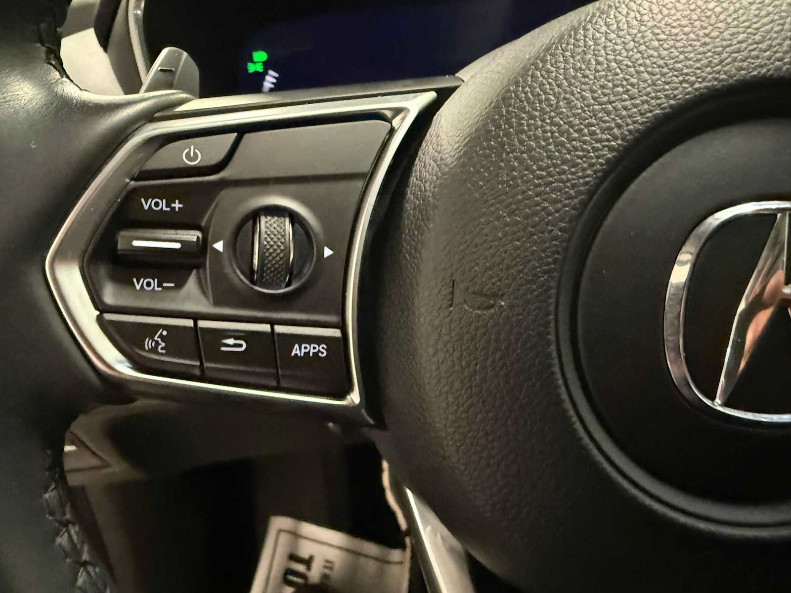 Used 2024 Acura MDX SH-AWD w/ Technology Package image 30