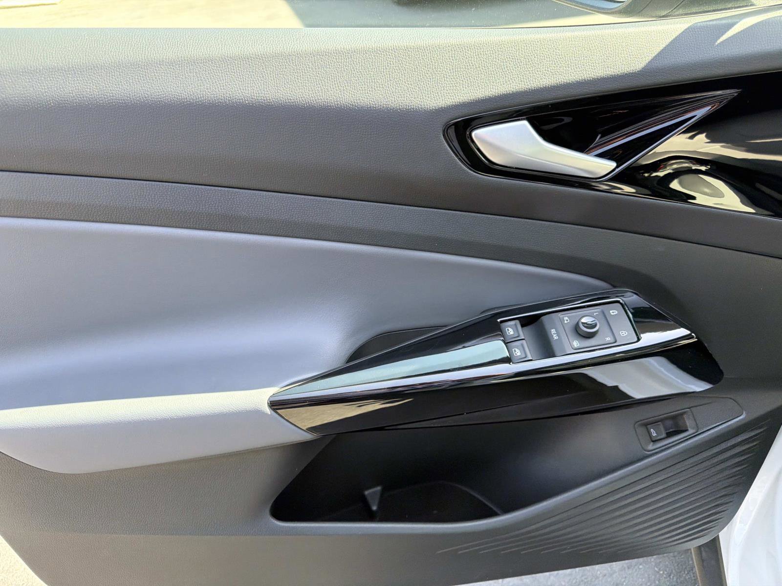 Certified 2022 Volkswagen ID.4 Pro S RWD image 13