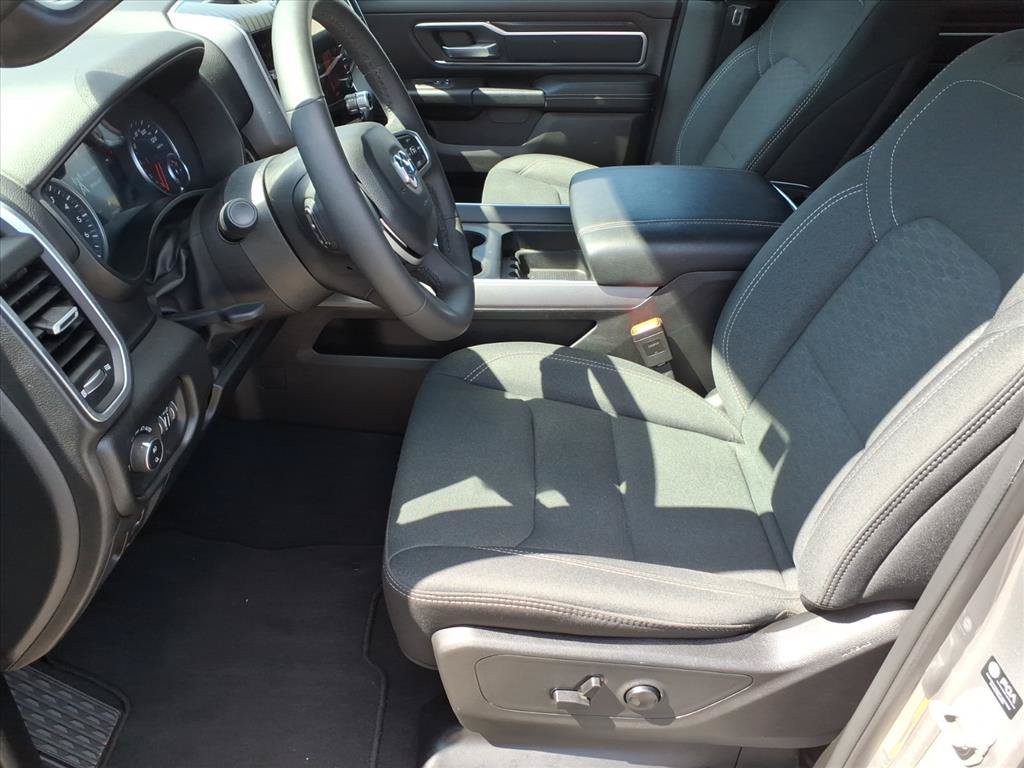 Used 2025 RAM 1500 Big Horn AWD/4WD image 12