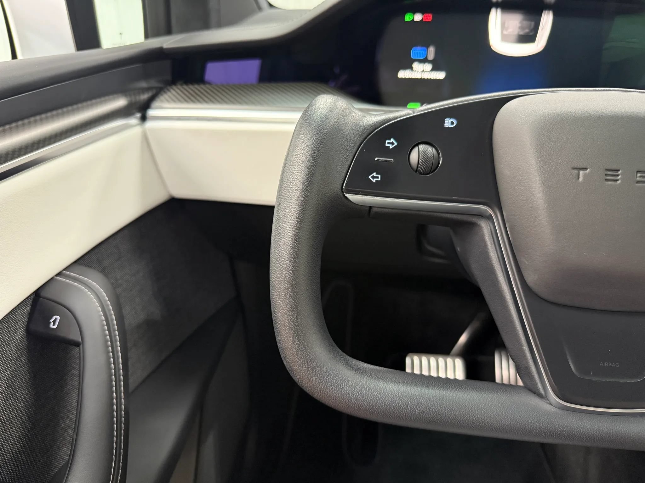 Used 2023 Tesla Model X Plaid AWD/4WD image 29