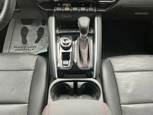 Used 2023 Chevrolet Colorado Z71 w/ Z71 Convenience Package 2 image 28