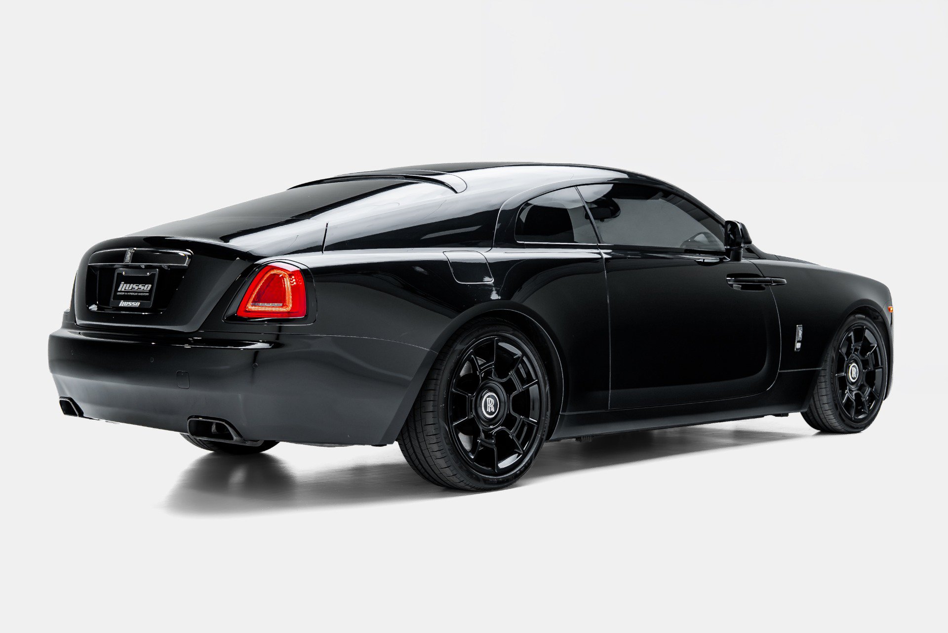 Used 2018 Rolls-Royce Wraith RWD image 2