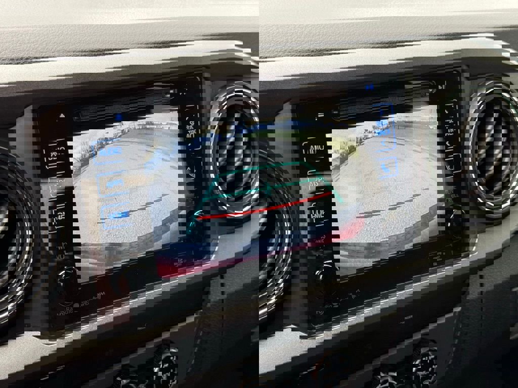 Used 2017 Toyota Tacoma TRD Off-Road w/ Tow Package (A/T) image 35