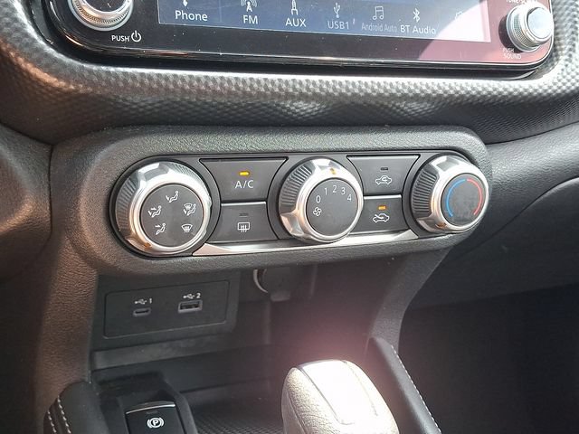 Used 2023 Nissan Kicks SV FWD image 15