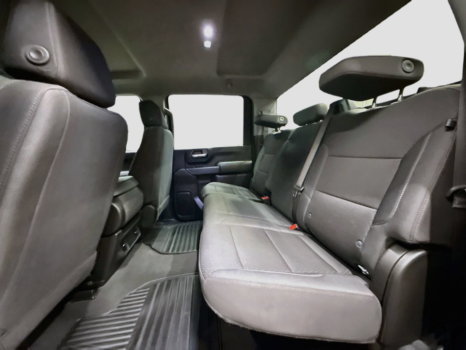 Used 2024 Chevrolet Silverado 2500 Custom AWD/4WD image 25
