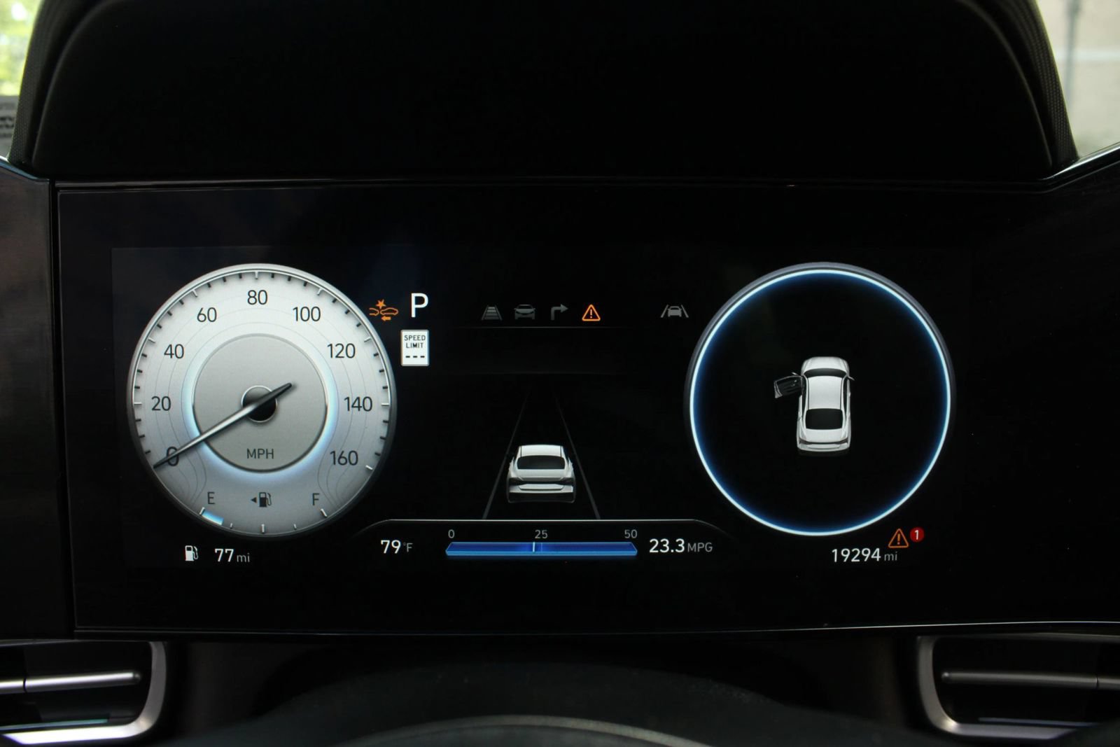 Used 2025 Hyundai Elantra SEL FWD image 32