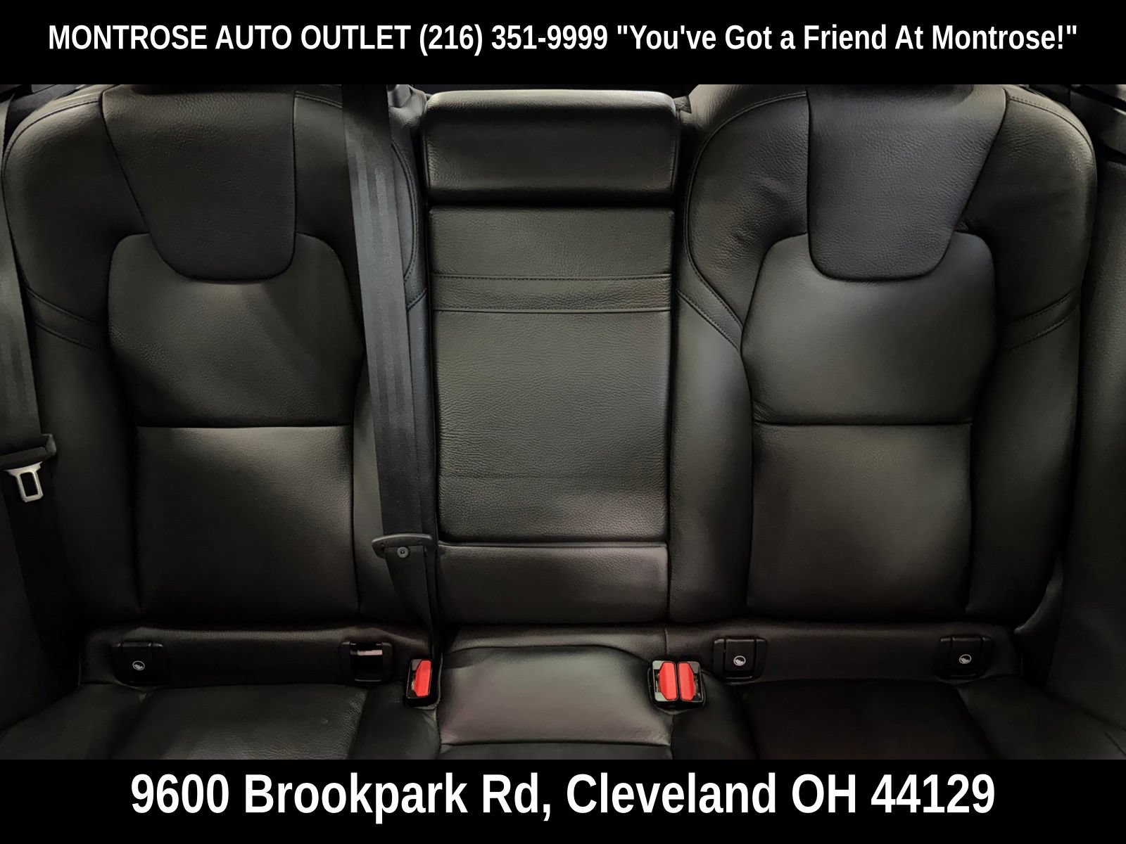 Used 2021 Volvo XC60 T5 Momentum w/ Protection Package AWD/4WD image 34