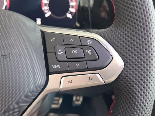 New 2026 Volkswagen GTI SE FWD image 24