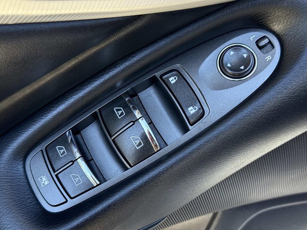 Used 2020 INFINITI Q50 Luxe image 22