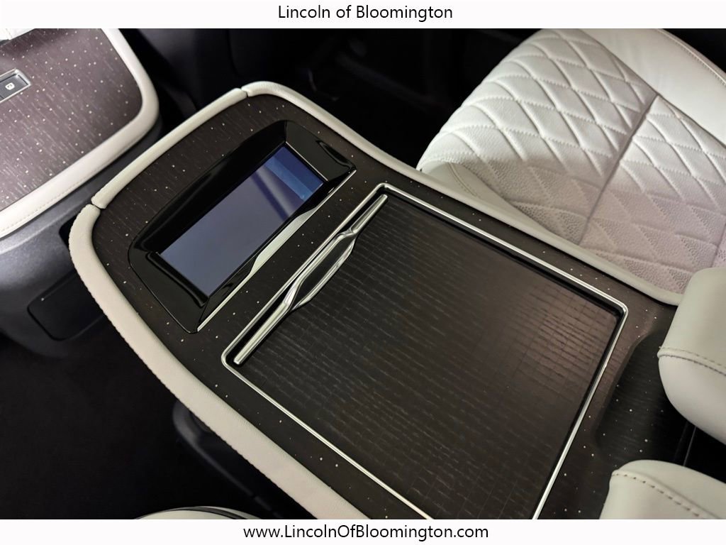New 2025 Lincoln Navigator L Black Label image 53