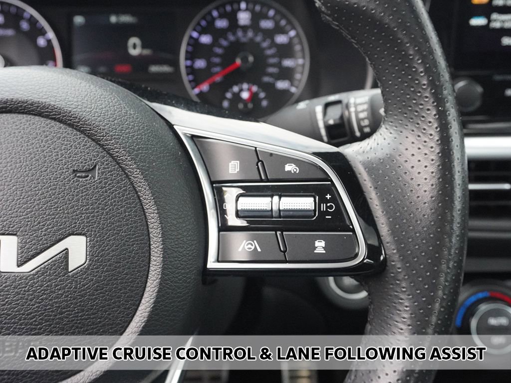 Used 2024 Kia Forte GT-Line w/ GT-Line Premium Package FWD image 6