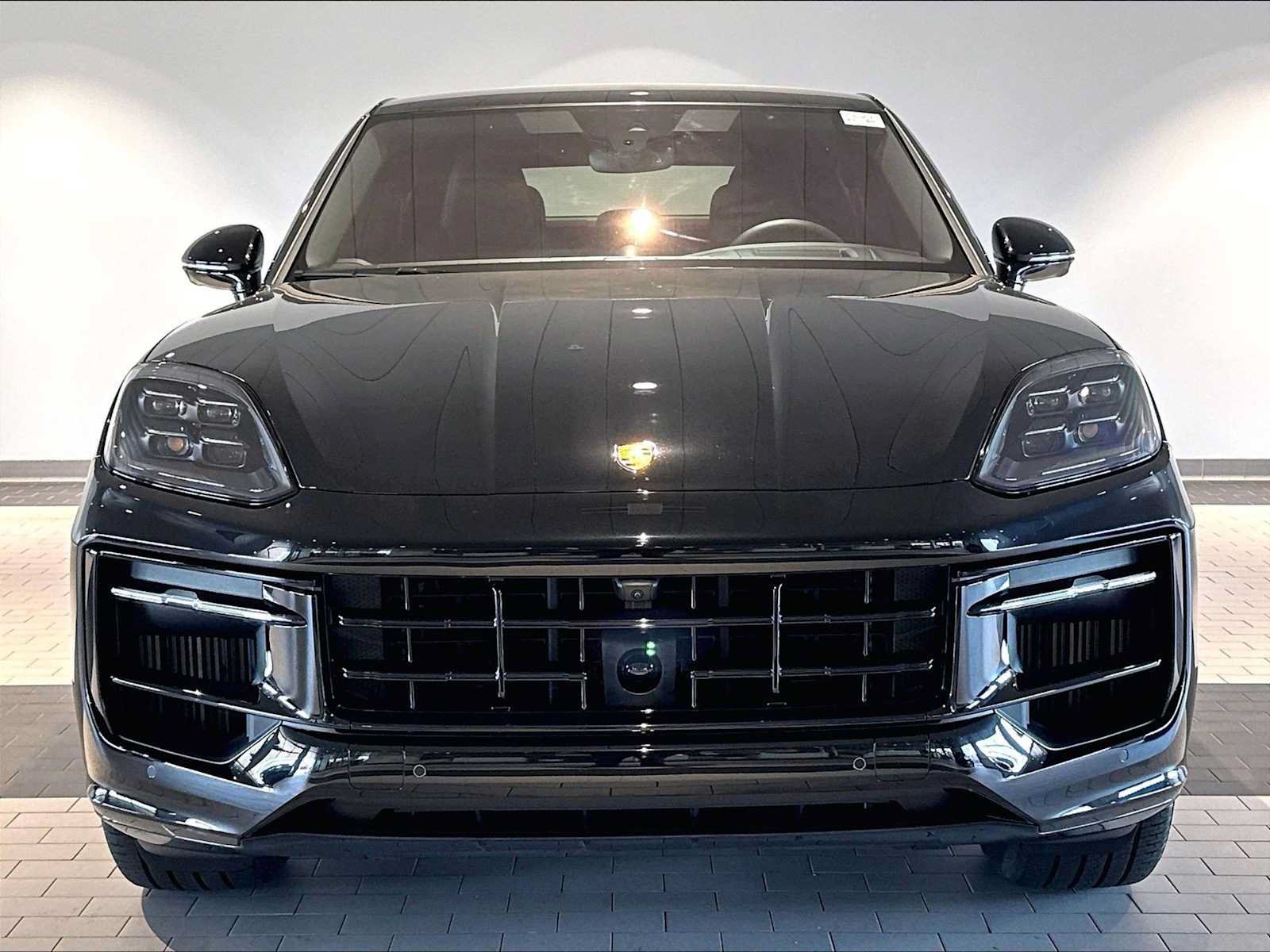 Used 2024 Porsche Cayenne S w/ Premium Package Plus (PP1) AWD/4WD image 14