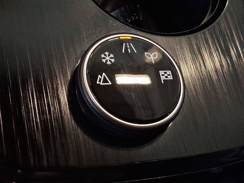 Used 2021 Nissan Rogue SL image 26