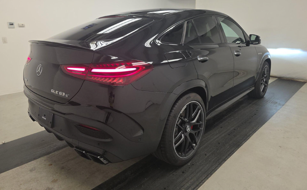 Used 2024 Mercedes-Benz GLE 63 AMG S w/ Driver Assistance Package image 3