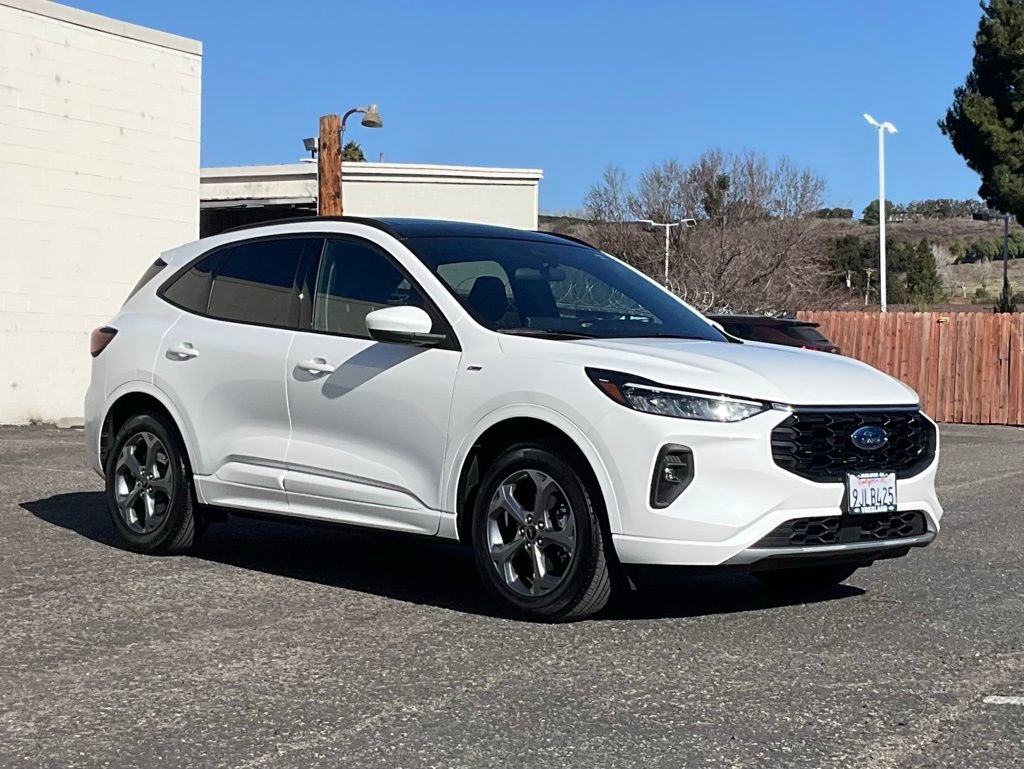 Used 2024 Ford Escape ST-Line Select w/ Tech Pack #1 image 8